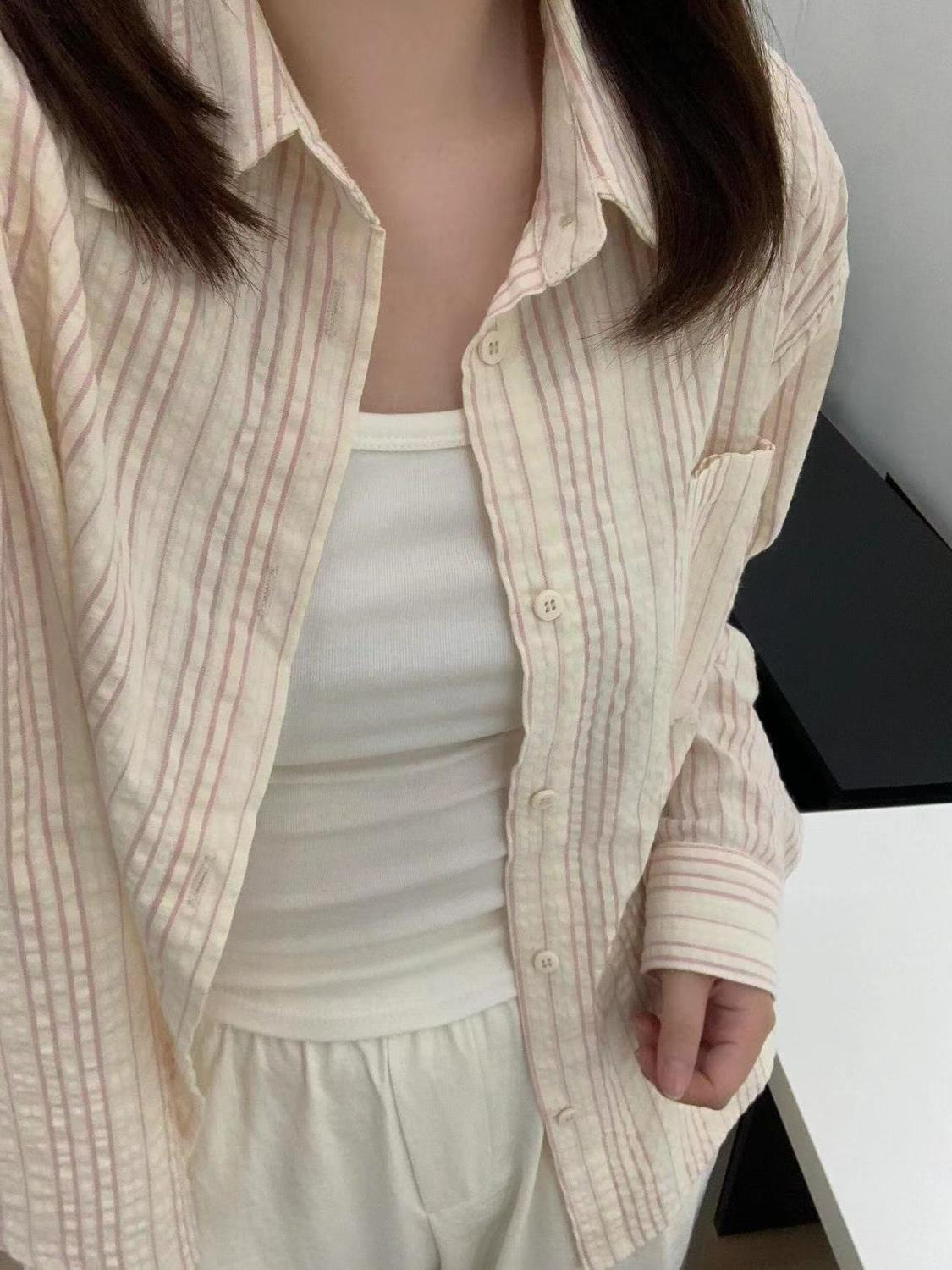 스트라이프 셔틀 제직 프랑스식 POLO 칼라 스트라이프 셔츠 디자인 센스 작은 대중 맨위 한 부서 스타일 셔츠 여성