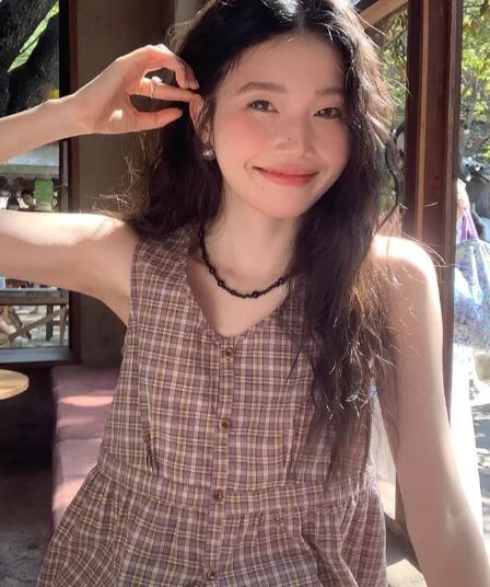 2026 여름 새로운 한 부서 레트로 체크무늬 민소매 조끼 디자인 센스 캐주얼 표지 배 몸매 가꾸기 맨위