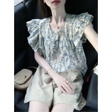 批发夏季<b class='q'>韩版</b>法式洋气百搭别致上衣褶皱小飞袖<b class='q'>衬衫</b>女