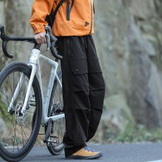 批发2025夏季新款折痕设计伞兵工装裤男运动冲锋裤休闲阔腿直筒长裤