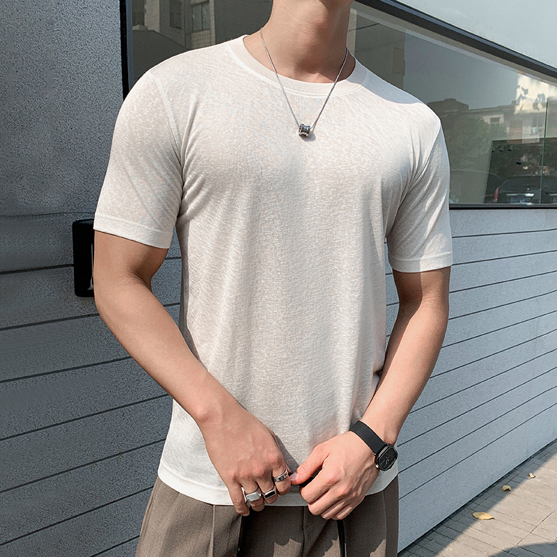 실사 2026 여름 새로운 단색 반소매 기본 셔츠 남성 라운드 넥 디자인 다용도 미니멀리즘 티셔츠