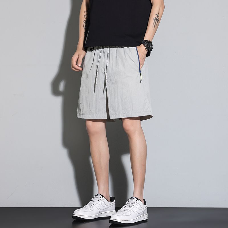 실사 2026 여름 새로운 4 점 반바지 남자 스트레이트 루즈핏 미니멀리즘 운동 캐주얼 속도 건조한 저항 주름 오부 바지