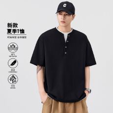实拍2026夏季新款假两件短袖T恤男宽松百搭潮流半纽扣V领设计上衣