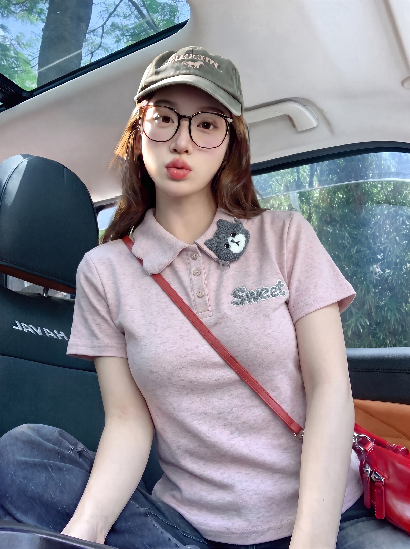BY29818# 水柔棉短袖t恤女装夏新款韩系设计感卡通刺绣娃娃领上衣 服裝批發女裝批發服飾貨源