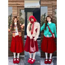 批发已出货复古新年红中式氛围感褶皱半身裙灯笼蛋糕裙多巴胺安可拉红