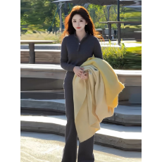 批发灰色时尚套装女2025年减龄修身显瘦针织开衫阔腿裤<b class='q'>春</b>季穿搭一整套