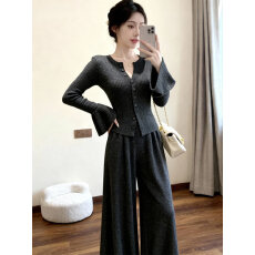 批发2025年轻熟简约风针织套<b class='q'>装</b>女秋季V领收腰显瘦<b class='q'>气质</b>两件套大码套<b class='q'>装</b>