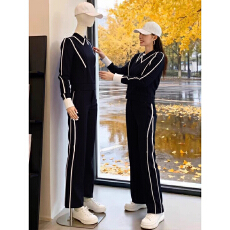 批发2026春<b class='q'>秋</b>新款精致休闲风黑色娃娃领长袖卫衣女撞色条纹高级感时尚