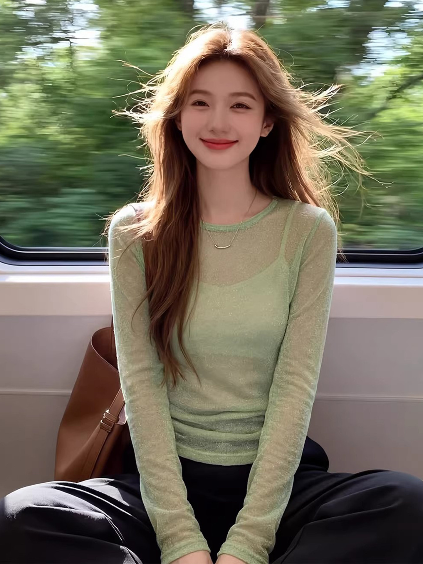 봄 여름 얇은 스타일 녹색 긴팔 티셔츠 자외선 차단 블라우스 여성 스택 착용 수 있습니다. 외출용 다용도 아름다운 맨위 자이언트 잘 생긴