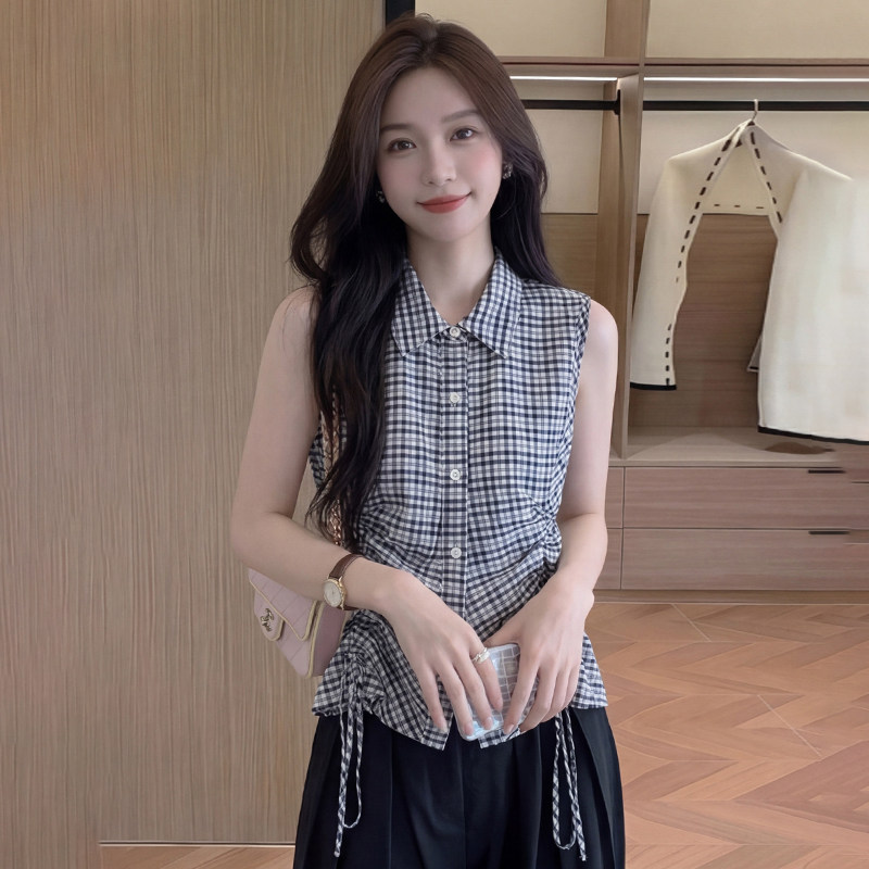 프랑스식 부드러운 체크무늬 민소매 여성 셔츠 2026 년 여름 새로운 허리 수축 레이스업 슬림해 보이는 연령 감소 인사이드 잡아라. 의류