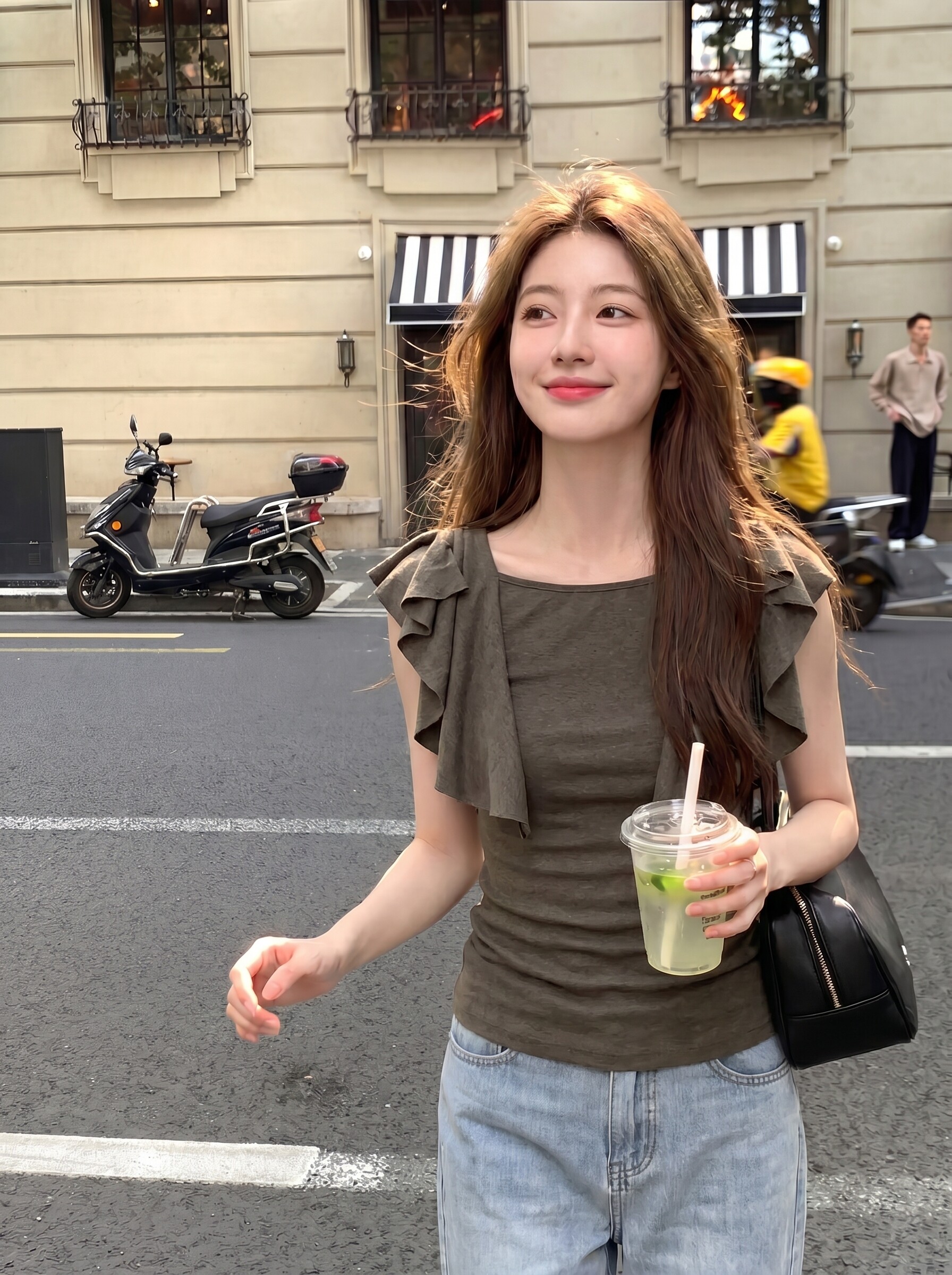 한 부서 chic 작은 대중 회색 프릴 민소매 티셔츠 여성 2026 여름 새로운 고유 한 디자인 슬림해 보이는 맨위
