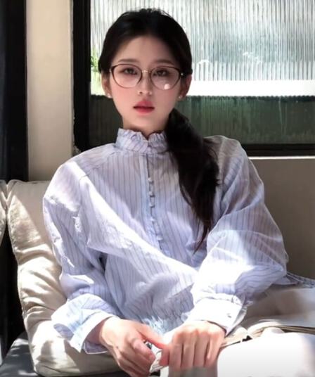 빛 사람들 코치 품격 로얄 자매 스트라이프 긴팔 셔츠 2026 가을 새로운 패션 캐주얼 출퇴근 맨위 여성 의류
