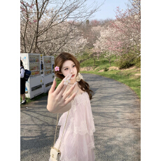 批发仲夏情书法式蕾丝露背吊带<b class='q'>连衣裙</b>夏季度假风长裙