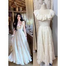 批发一颗甜桃yikett圣托里尼重工超大裙摆吊带掐腰连衣裙女度假裙