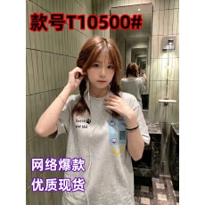 批发纯棉短袖<b class='q'>t</b><b class='q'>恤</b>女夏季2026新款爆款设计感小众美式宽松正肩半袖上衣