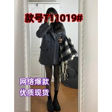 批发大衣<b class='q'>女</b>款2026新款呢子秋冬季小个子灰色加厚短款毛呢西装外套<b class='q'>女</b>