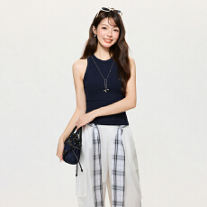 批发实拍实价美式无袖<b class='q'>上衣</b>女2026春季内搭打底外穿遮副乳辣妹背心吊带