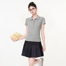 批发实拍实价高级感灰色Polo领正肩短袖<b class='q'>针织衫</b>女夏季修身收腰气质上衣