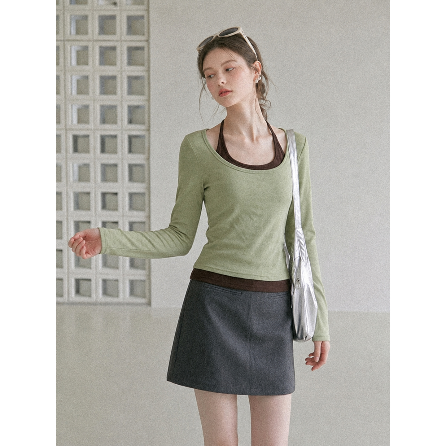 BY31984# 绿色U领假两...