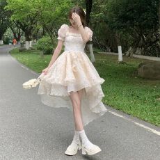 批发法式甜美减龄方领蝴蝶结<b class='q'>连衣裙</b>女夏季2026新款不规则碎花<b class='q'>蓬蓬裙</b>子