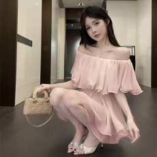 批发法式超仙荷叶边一字领露肩<b class='q'>雪纺衫女</b>夏季纯欲风性感收腰<b class='q'>中长款</b>上衣