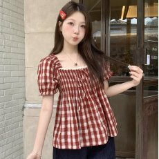 批发甜美方领<b class='q'>蝴蝶结</b>泡泡袖<b class='q'>衬衫</b>女夏季2026法式复古气质漂亮格子上衣