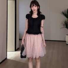 批发设计感小众波点a字<b class='q'>半身裙</b>女2026夏季新款爆款韩版高腰小个子短裙