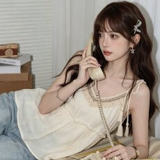 批发大码胖mm设计感宽松无袖吊带背心夏季度假风甜美百搭荷叶娃娃上衣