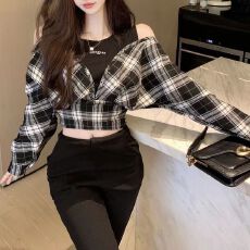 批发2025秋季新款假两件拼接格子衬衫<b class='q'>女长袖</b>洋气质遮肚露肩显瘦上