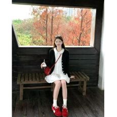 批发学院风<b class='q'>拼接</b>针织开衫2025新款千金风套装女白色<b class='q'>连衣裙</b>两件套