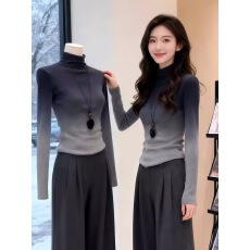 批发渐变色高领软糯新款内搭打底衫上衣