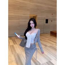 批发纯欲辣妹风内搭上衣女秋季新款修身显瘦<b class='q'>条纹</b>开衫包臀裙<b class='q'>长裙</b>三件套