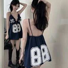 批发300斤大码性感辣妹风深V领<b class='q'>连衣裙</b>女秋字母印花休闲a字裙<b class='q'>露背</b>短裙