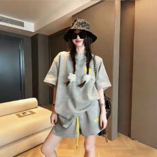 批发慵懒风休闲<b class='q'>运动服</b>套装女夏季2026新款<b class='q'>韩版</b>圆领短袖短裤两件套