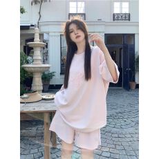 批发仿棉牛奶丝200克运动<b class='q'>休闲</b><b class='q'>套装</b>女夏刺绣宽松短袖阔腿短裤两件套