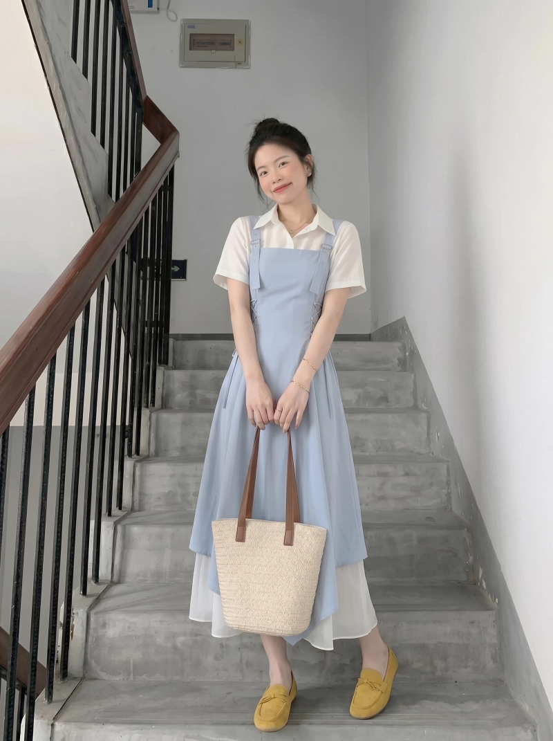프랑스식 하늘색 점프 슈트 치마 세트 여성 여름 2026 자이언트 잘 생긴 꼬집기 허리 불규칙 롱 스커트 아름다운 멜빵 스커트