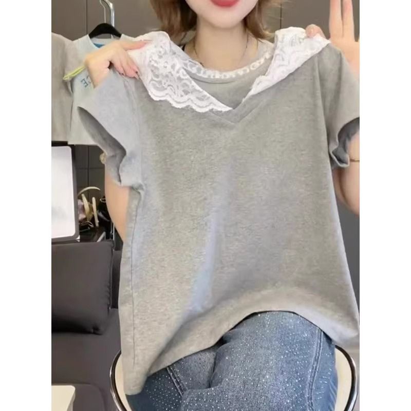 차가운 실크 차가운 면 레이스 조각 디자인 센스 반팔 티셔츠 여성 여름 새로운 몸매 가꾸기 슬림해 보이는 품격 다용도 맨위