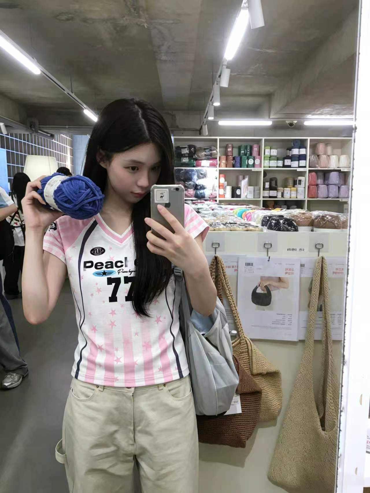 아메리칸 운동 바람 저지 V넥 숫자 프린트 배색 반팔 티셔츠 여성 여름 몸매 가꾸기 슬림해 보이는 디자인 센스 맨위