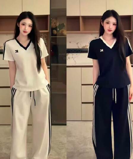 캐주얼 2026 여름 새로운 V넥 세트 클래식 섹션 외국 가스 패션 반팔 티셔츠 루즈핏 와이드 레그 팬츠 투피스 세트