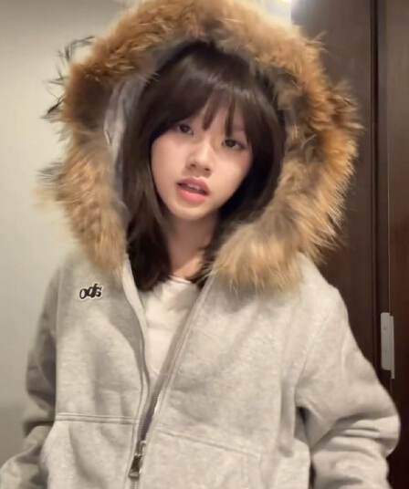 순수한 Mianhua 면 모피 칼라 탈착식 모피 칼라 회색 후드 티 스웨터 여성 털이 있고 두꺼운 재킷 2026