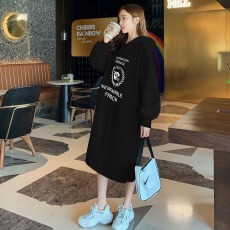 批发<b class='q'>牛奶</b><b class='q'>丝</b>复合贝贝绒有口袋秋冬季加绒带帽卫衣裙胖MM开叉过膝长裙