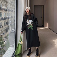 批发<b class='q'>牛奶</b><b class='q'>丝</b>复合贝贝绒有口袋秋冬季加绒连帽卫衣裙BF宽松长袖<b class='q'>连衣裙</b>