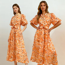 批发新款<b class='q'>宫廷</b>风走秀设计重工立体花朵泡泡袖<b class='q'>连衣裙</b>+印花吊带4 色