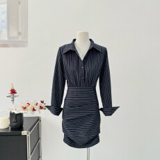 批发张阿星高光时刻时髦御姐条纹设计感掐腰显瘦<b class='q'>连衣裙</b><b class='q'>明星</b>同款