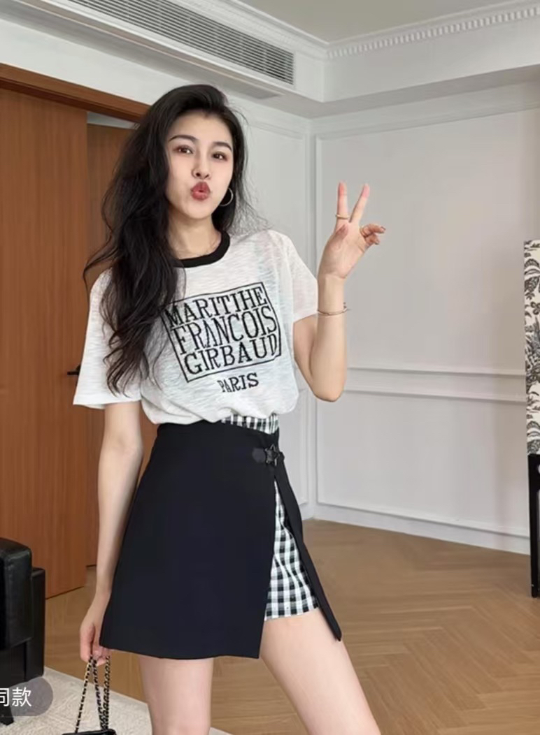 장 A 스타 방콕 열파 얇은 스타일 대나무 마디 마 니트 반팔 슬림해 보이는 페이크 레이어드 치마바지