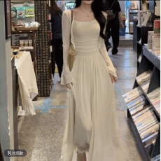 批发木木家 夏款温柔风气质显瘦吊带裙+防嗮开衫外套