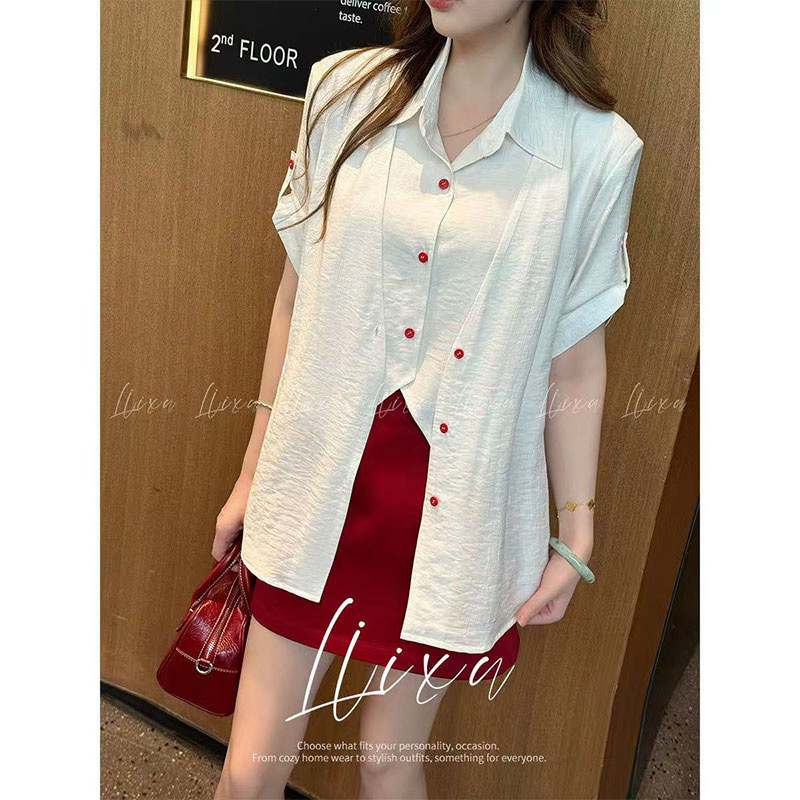 당나라 작은 느릅 나무 패션 캐주얼 세트 여성 페이크 레이어드 셔츠 빨간색 하이웨이스트 반 스커트 투피스 세트