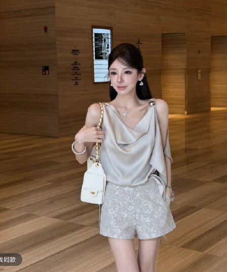 핑크색 丨 깊은 조정 도루 가을 디자인 센스 금속 버클 흔들다 칼라 오프숄더 루즈핏 민소매 슬립 fh26b2t201