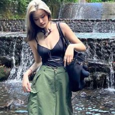 批发재고있음三角韩版ins纯欲风少女性感美背小胸聚拢温泉度假泳装