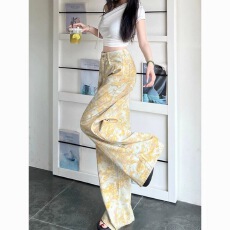 批发黄色扎染<b class='q'>碎花</b>牛仔<b class='q'>裤</b>女春秋款2026年晕染花色高腰显瘦独特直筒长<b class='q'>裤</b>